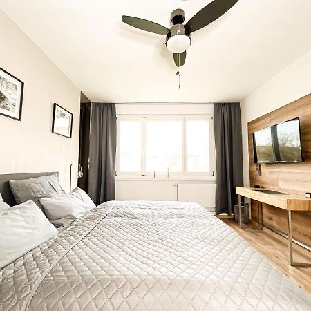 Modernes, Mediales Apartment, Naehe Der Neuen Leipziger Messe, Bis Vier Personen Екстериор снимка